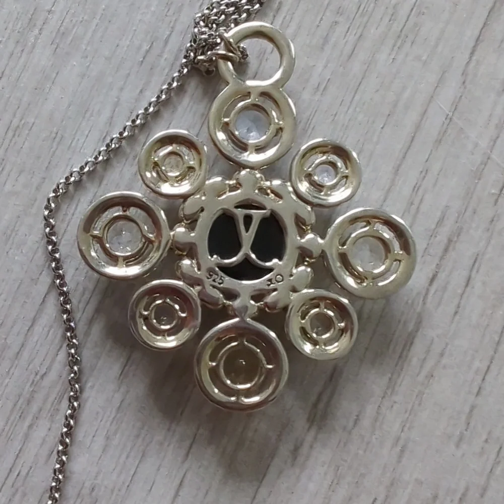 925 Silver necklace with pendant